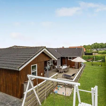 Prázdninový dům Beautiful In With Wifi *